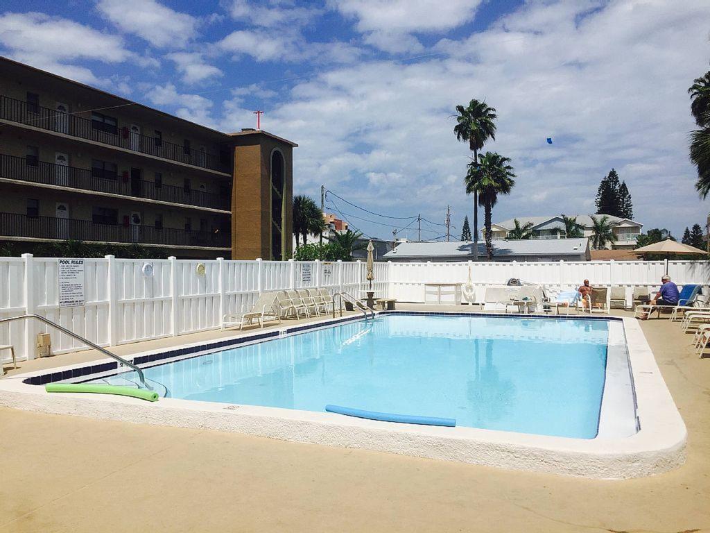 Escape To Paradise St. Pete Beach Zewnętrze zdjęcie